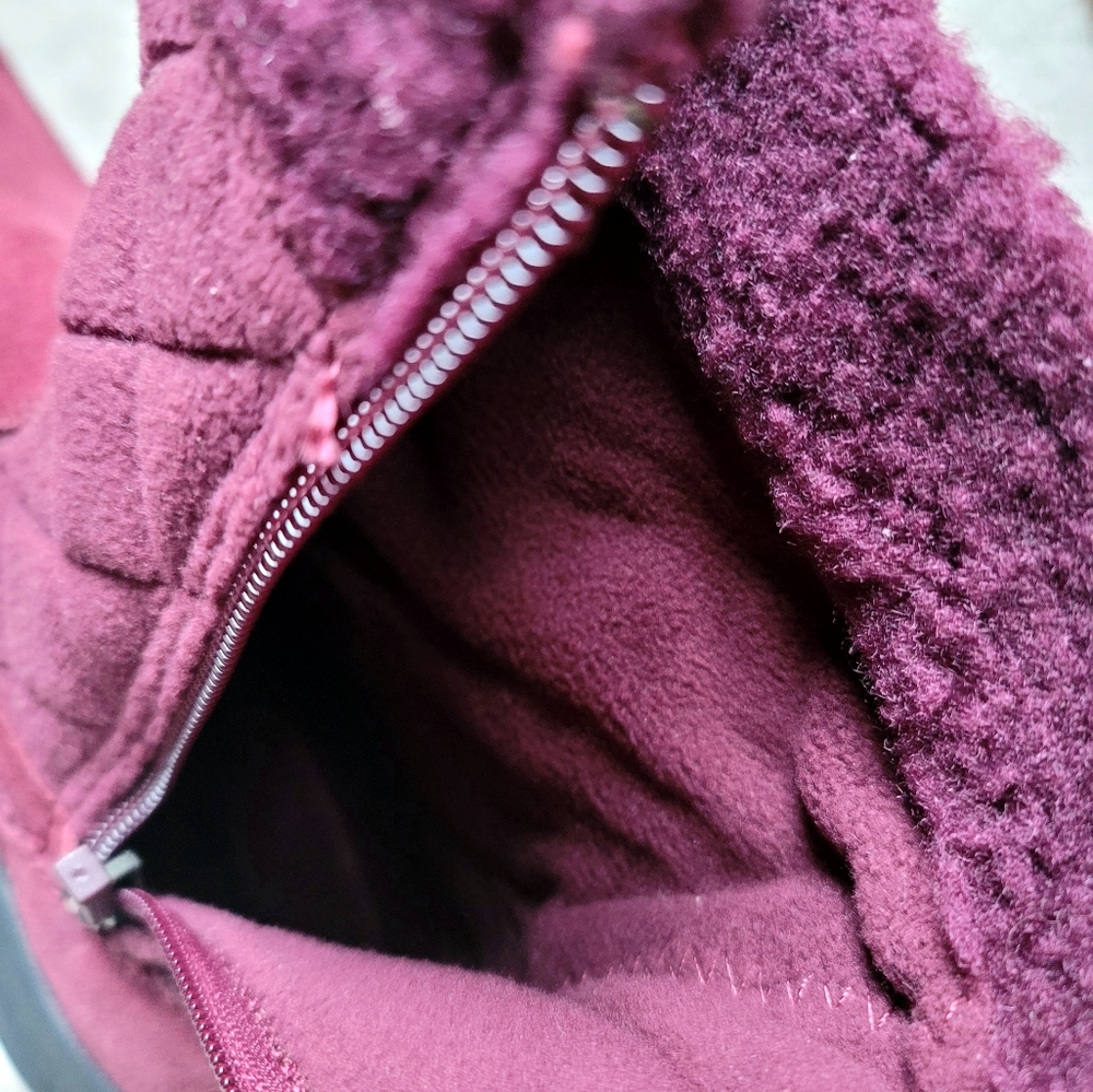 L.L.Bean Women's Suede Insulated Winter Snow Boots Burgundy Size 7 M - Picture 9 of 10